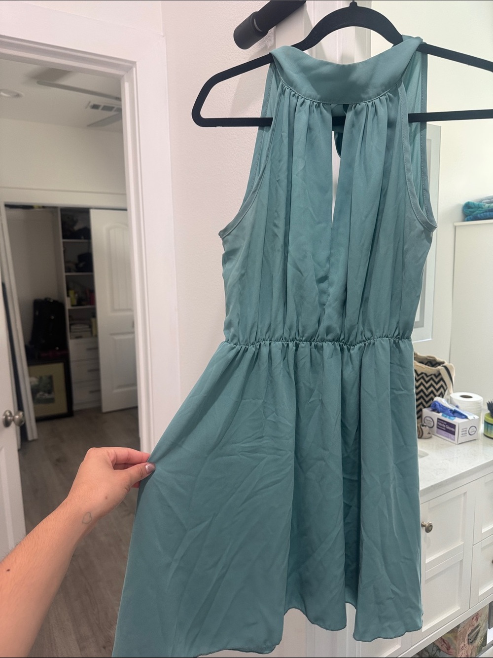 Teal Sleeveless Keyhole Waistband Dress